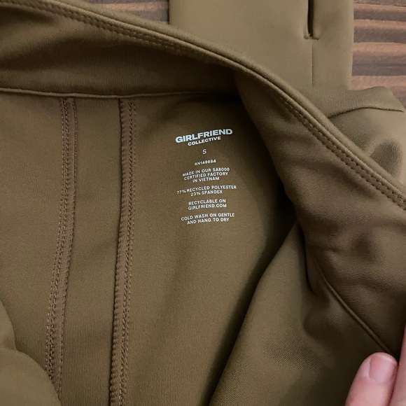 Girlfriend Collective Set - Picture 5 of 5